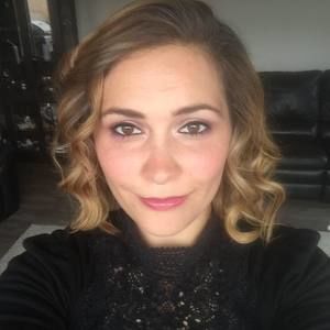 Meet your Posher, Stacy